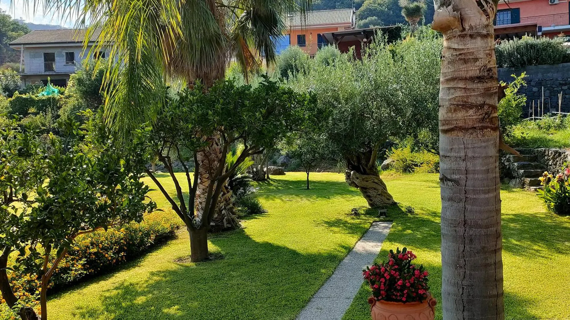 Casa Dell'Antico Ulivo 2 By Holiday World Nunziata 0*,  إيطاليا